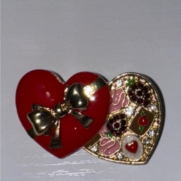 Jewelry - Heart Box of chocolates brooch/pin, jeweled detailed